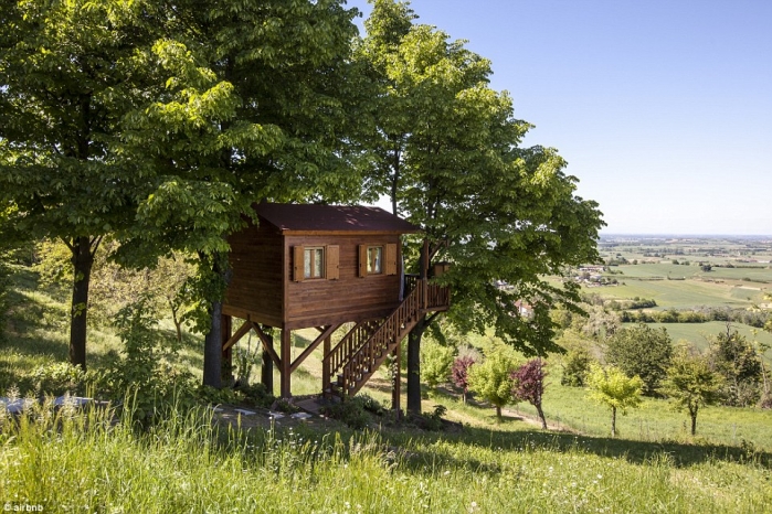 Superhost - Airbnb - trumpalaike butu nuoma - Italija - namelis medyje