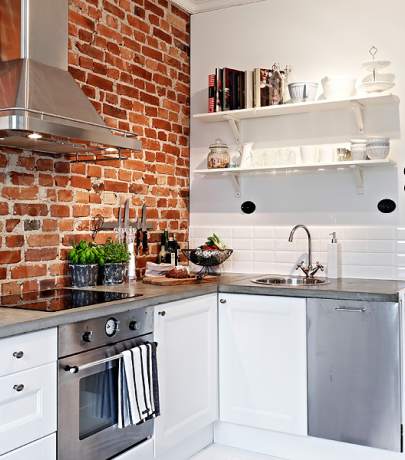 Red bricks in the kitchen