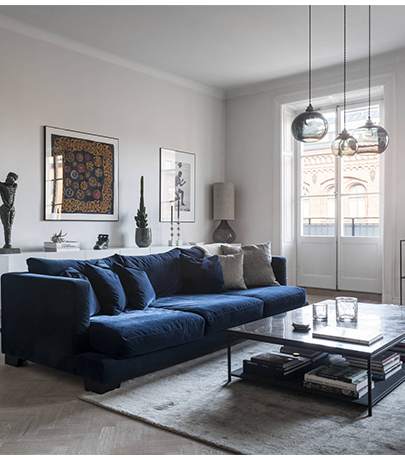 Pantone 2020 m. spalva - mėlyna. Su kuo ją derinti?