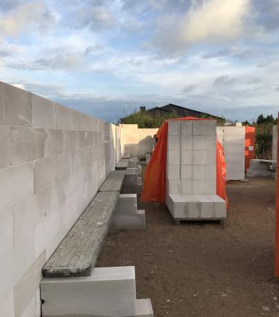 Kodėl pasirinkome Bauroc Classic akyto betono blokelius?