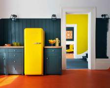 The color yellow
