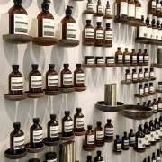 Aesop parduotuvių interjeras