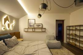 Dark colors at home