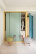 Many colors in one interior