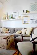 Wall behind the sofa. 8 decorating ideas.