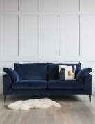 Wall behind the sofa. 8 decorating ideas.