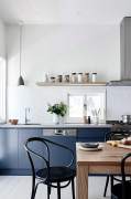 Mėlyni virtuvės baldai