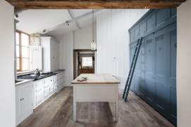 Blue kitchen furniture