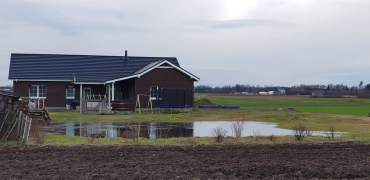 Dar viena lietuvių šeima pasistačiusi 180 kv.m namą
