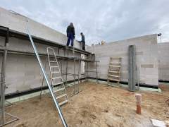 1 aukšto namo mūras iš akyto betono blokelių