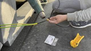 Saulės elektrinė ant plokščio stogo
