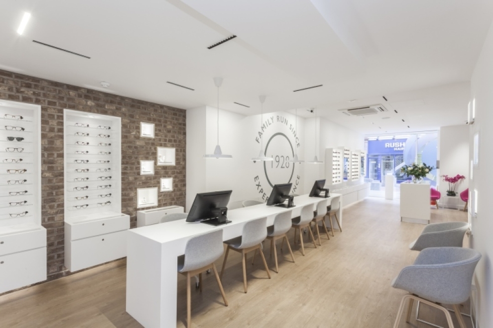 Idejos optikos salonui