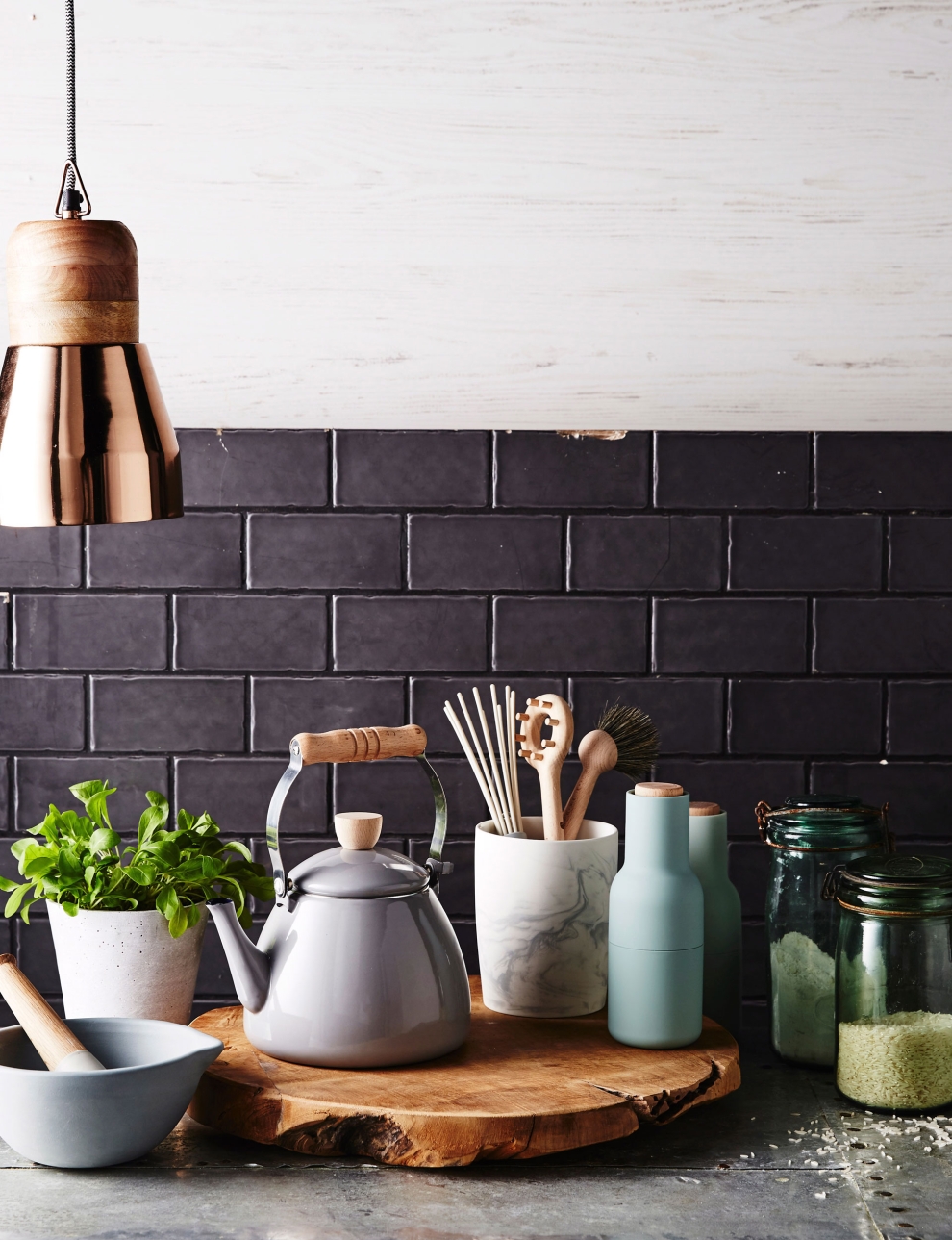 basil kitchen pot
