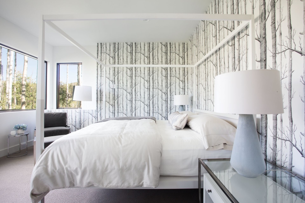 wood pattern wallpaper in bedroom