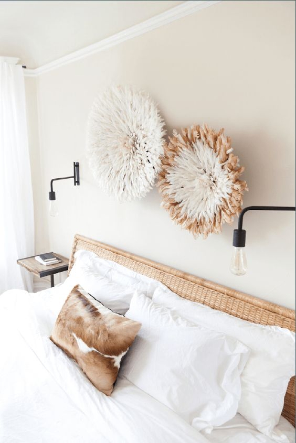 feathers in bedroom