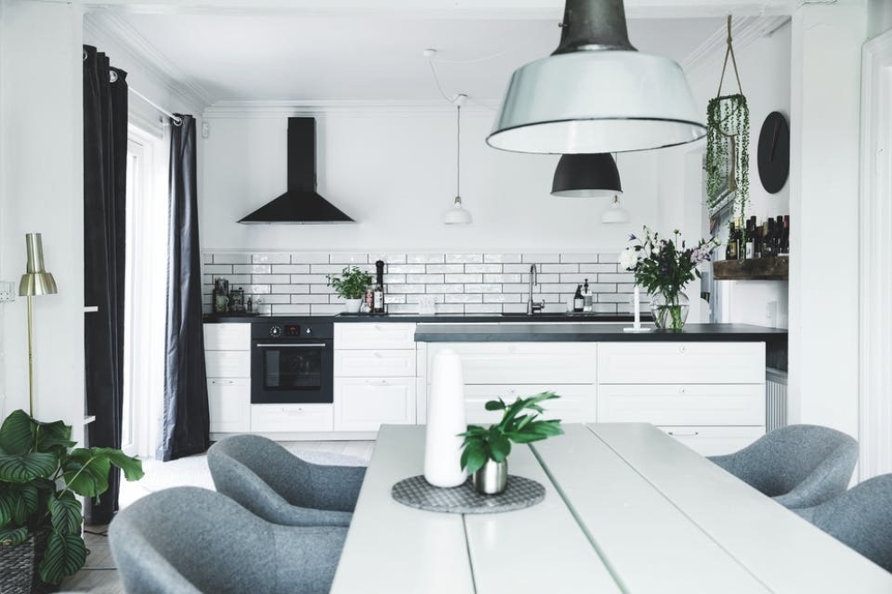 black and white kitchen
