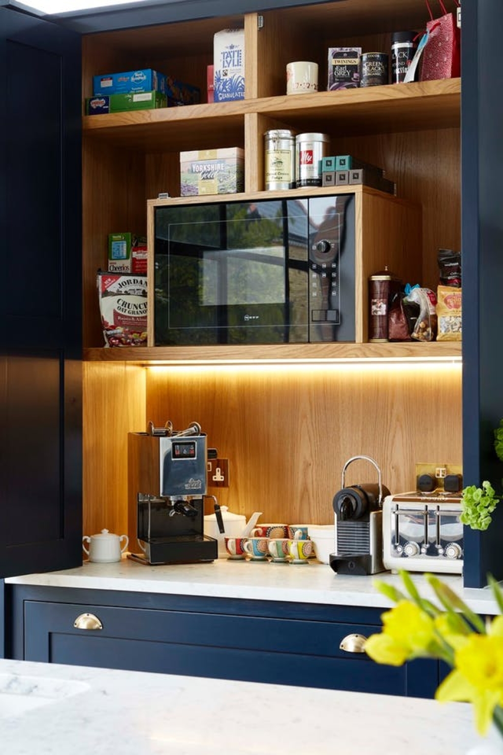 hidden microwave