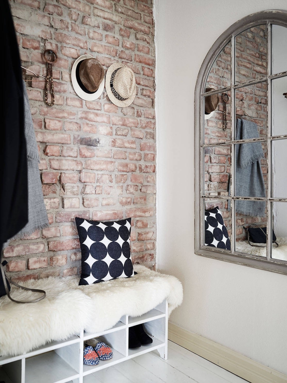 cozy entryway design