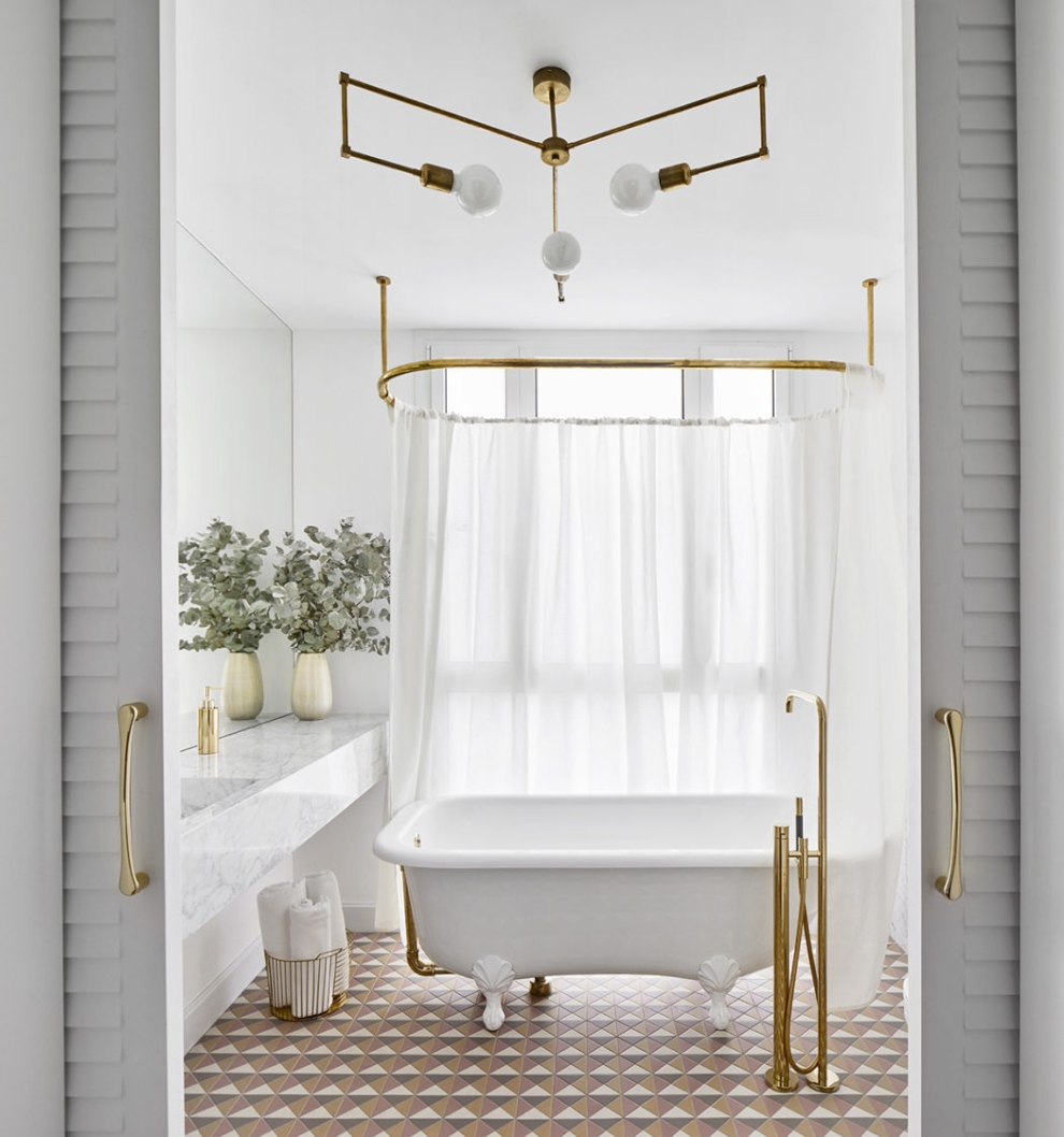 freestanding bath