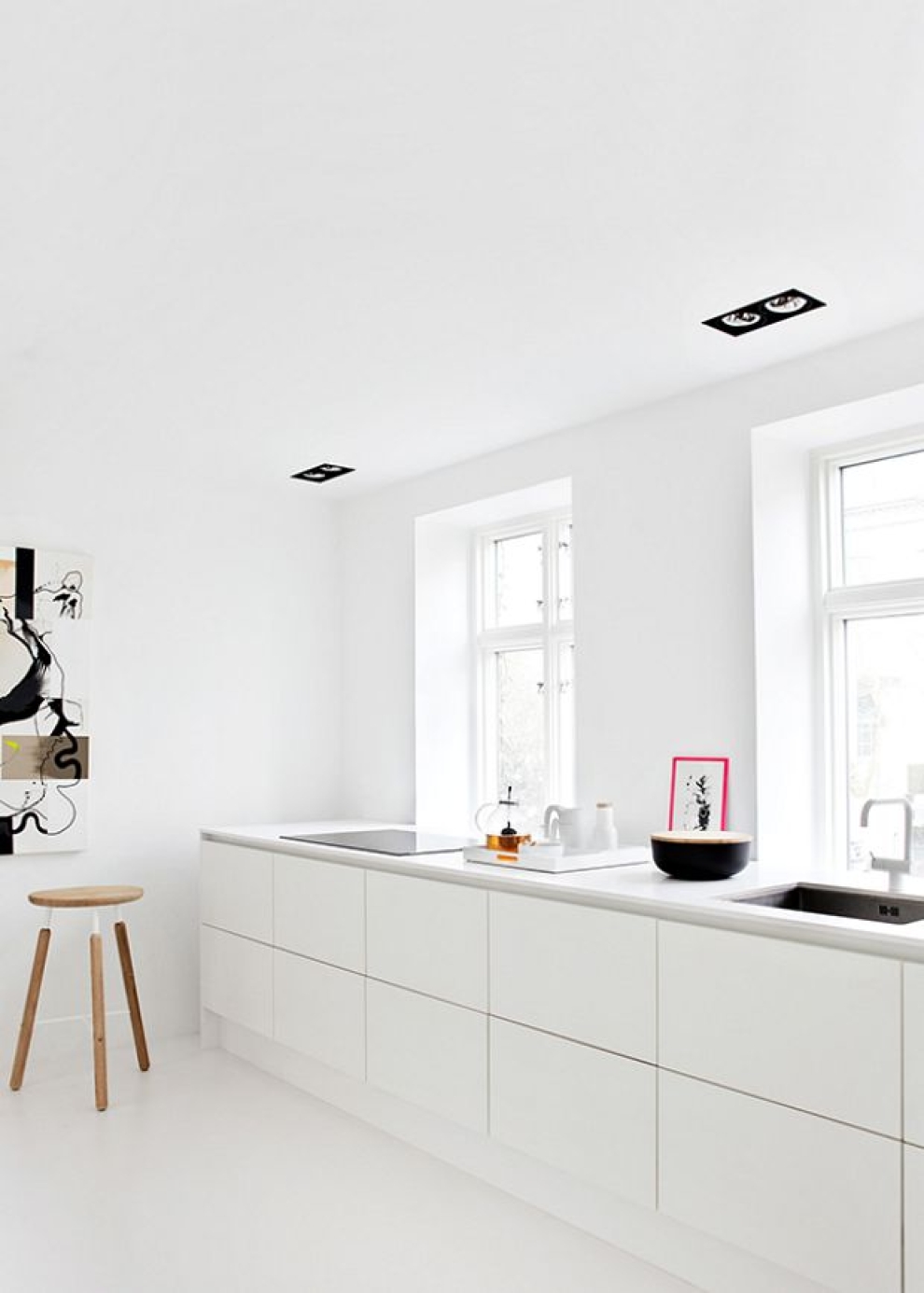 sink under the window
