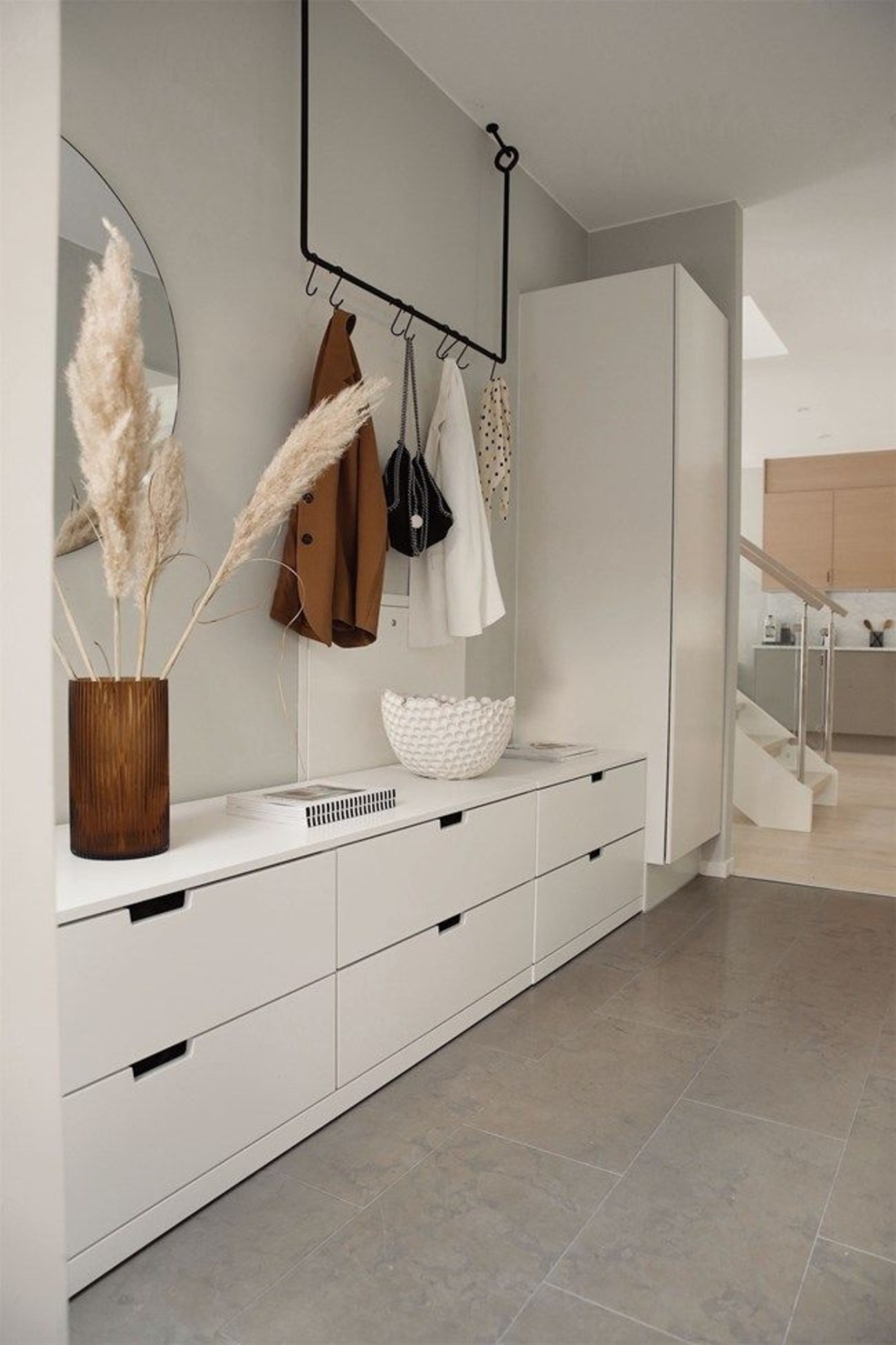 ikea spinteles koridoriuje