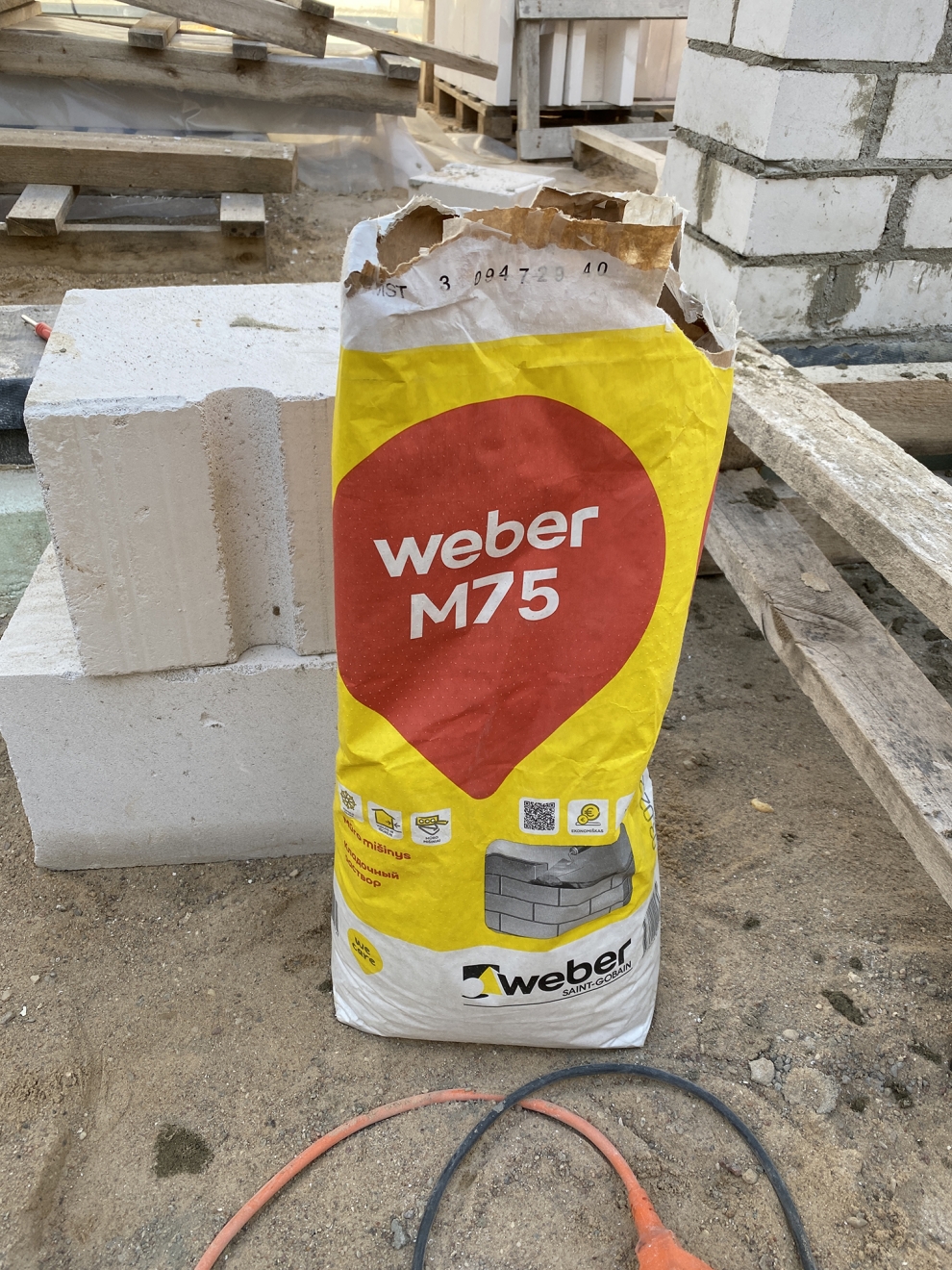 murijimo misinys weber m75