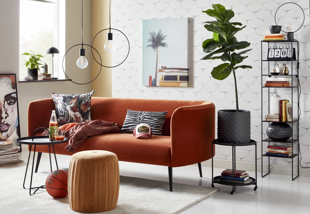 nedidele sofa