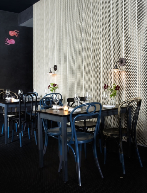 cafe tables