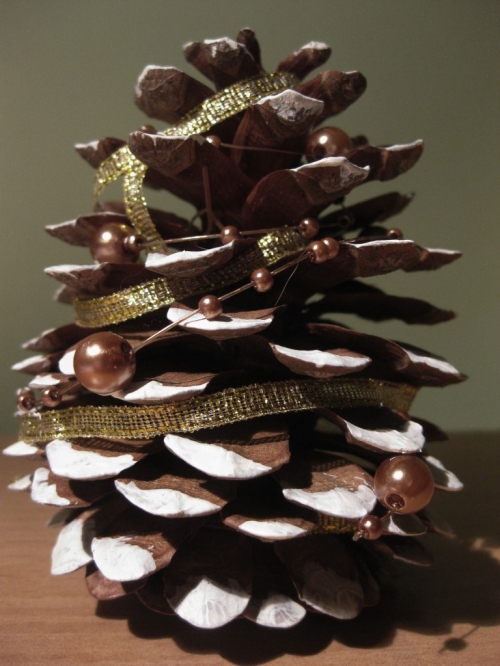 pinecone DIY