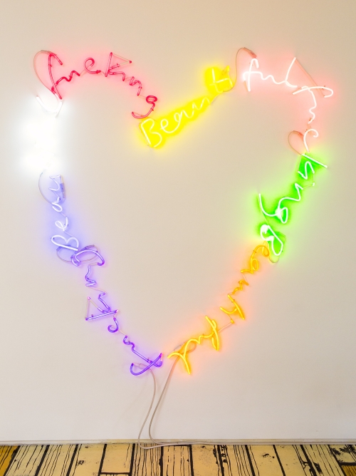 neon heart