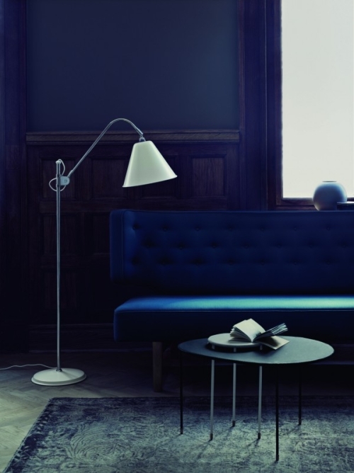dark blue room dark blue room