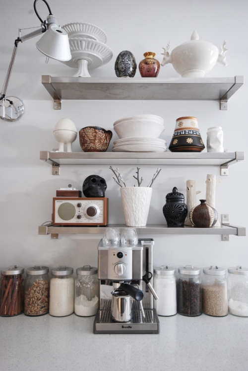 kitchen pantry (2)