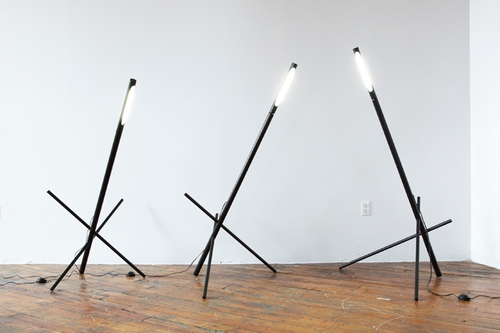 castor design axis lamp