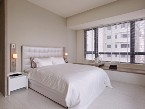 bedroom interior white