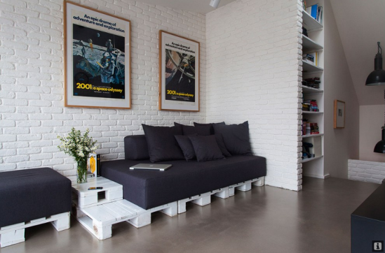 euro palečių sofa