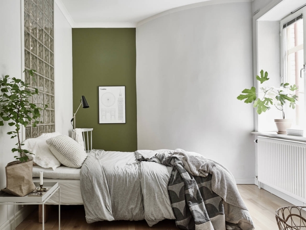 glass bricks bedroom
