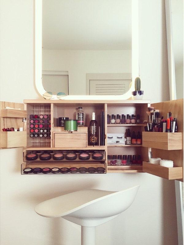 makeup organiser