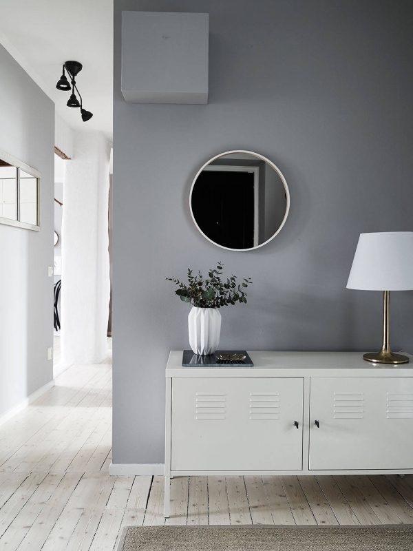 grey walls