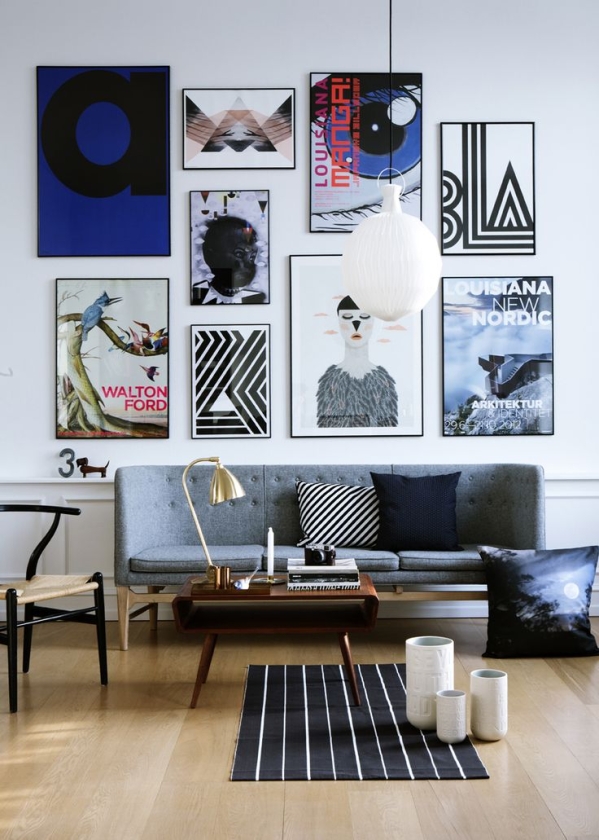 paitings arrangement