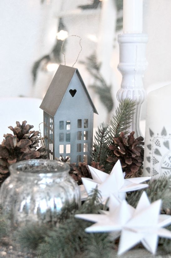christmas house for candle