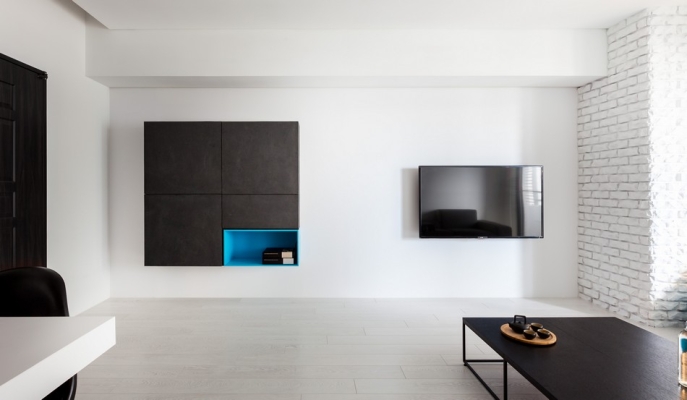 white walls