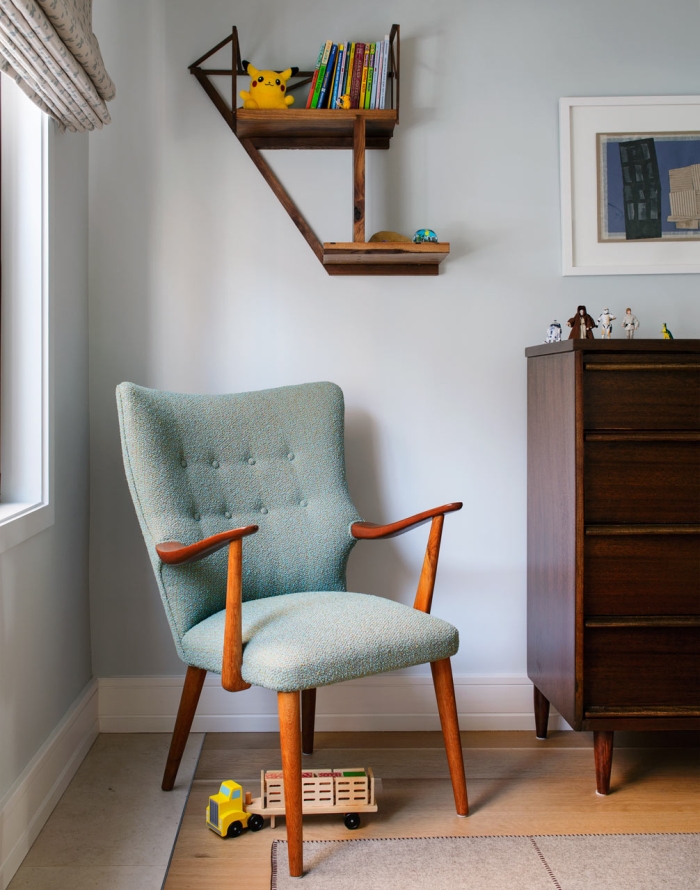 kid room chair
