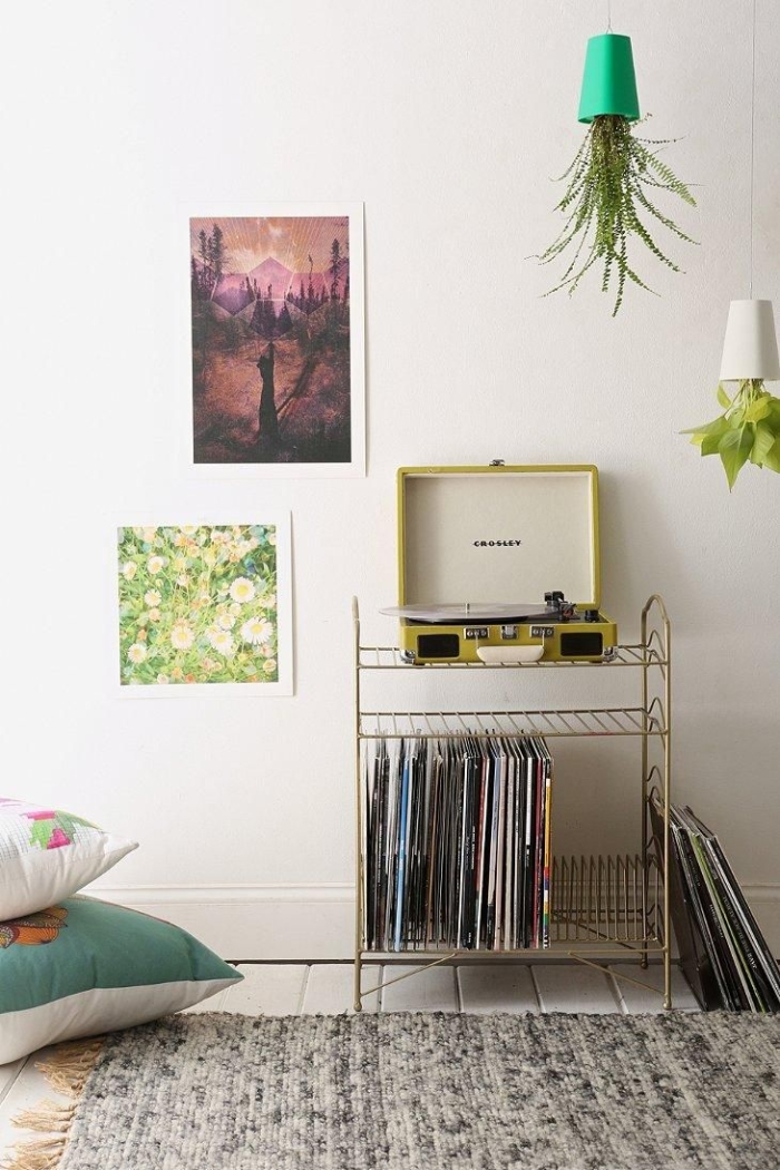 vinilinių plokštelių spintelė